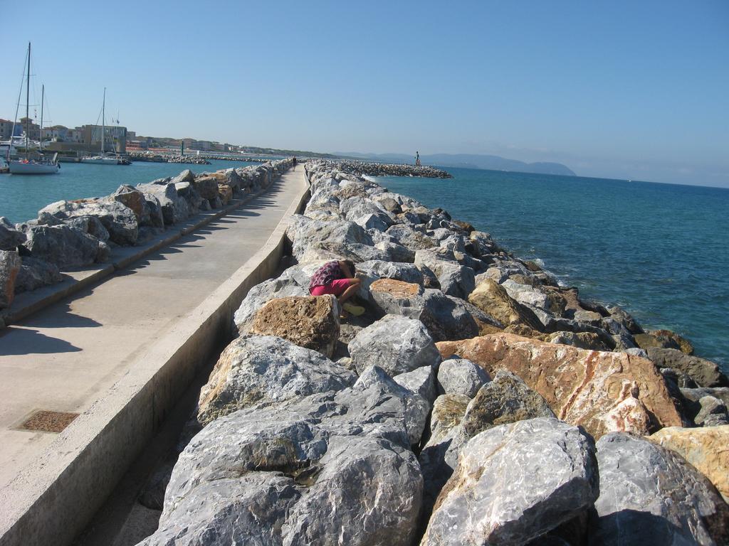 I Papaveri Apartments San Vincenzo Luaran gambar