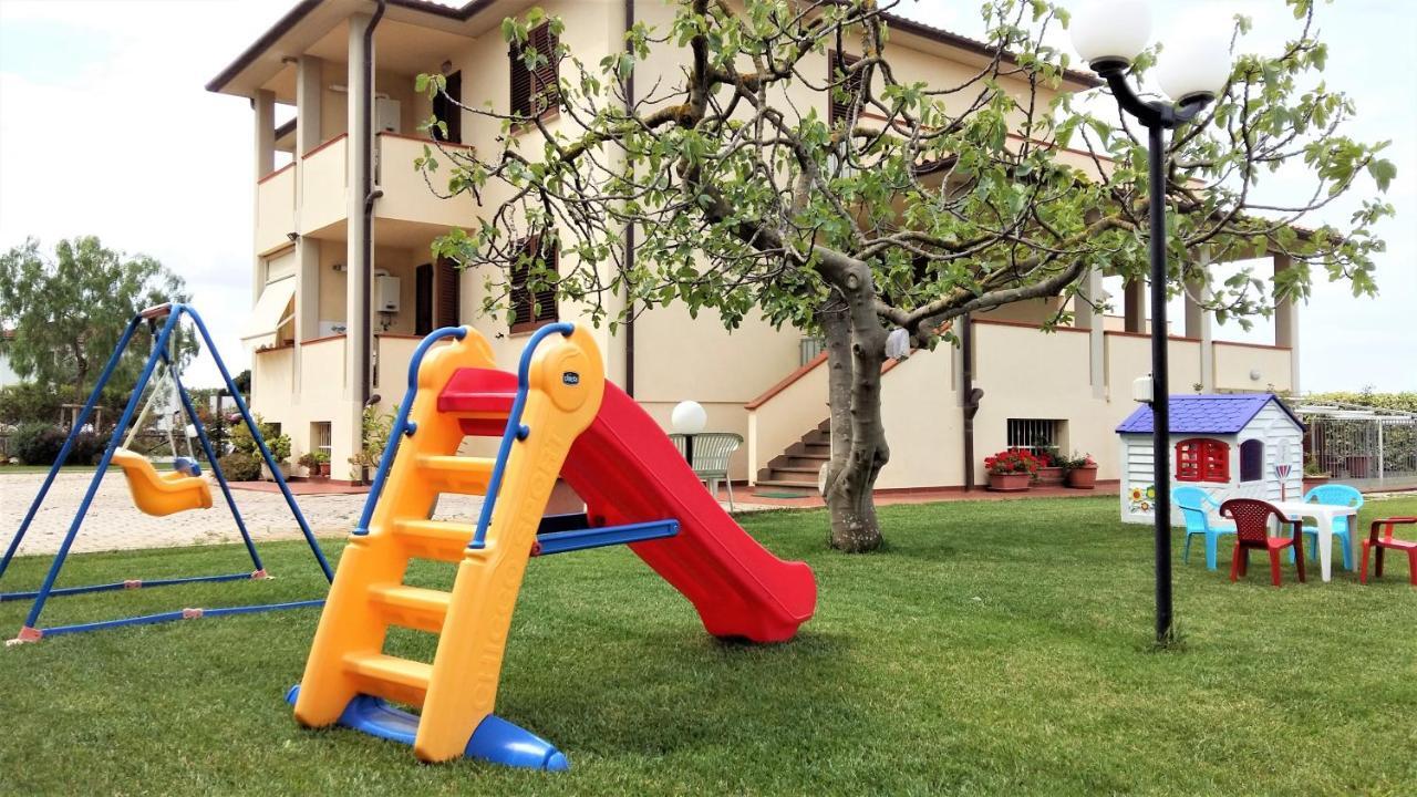 I Papaveri Apartments San Vincenzo Luaran gambar